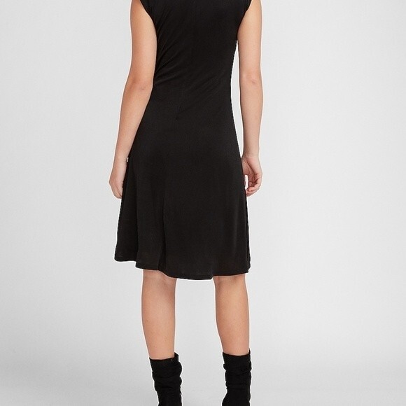 NWT EXPRESS Black Satin Cap Padded Shoulder Sleeve Ruched Dress XS - Picture 14 of 16